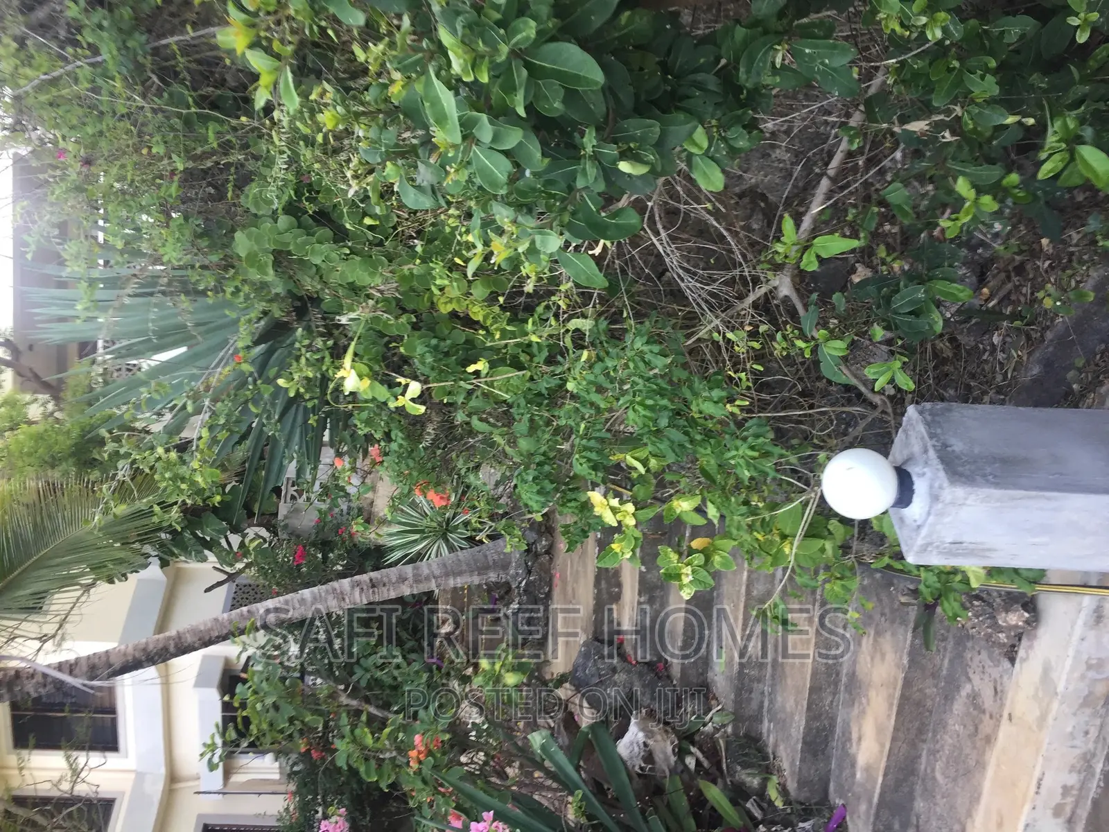 Nyali Maisonette: 5 Bedrooms, Ideal Home for Sale in Nyali