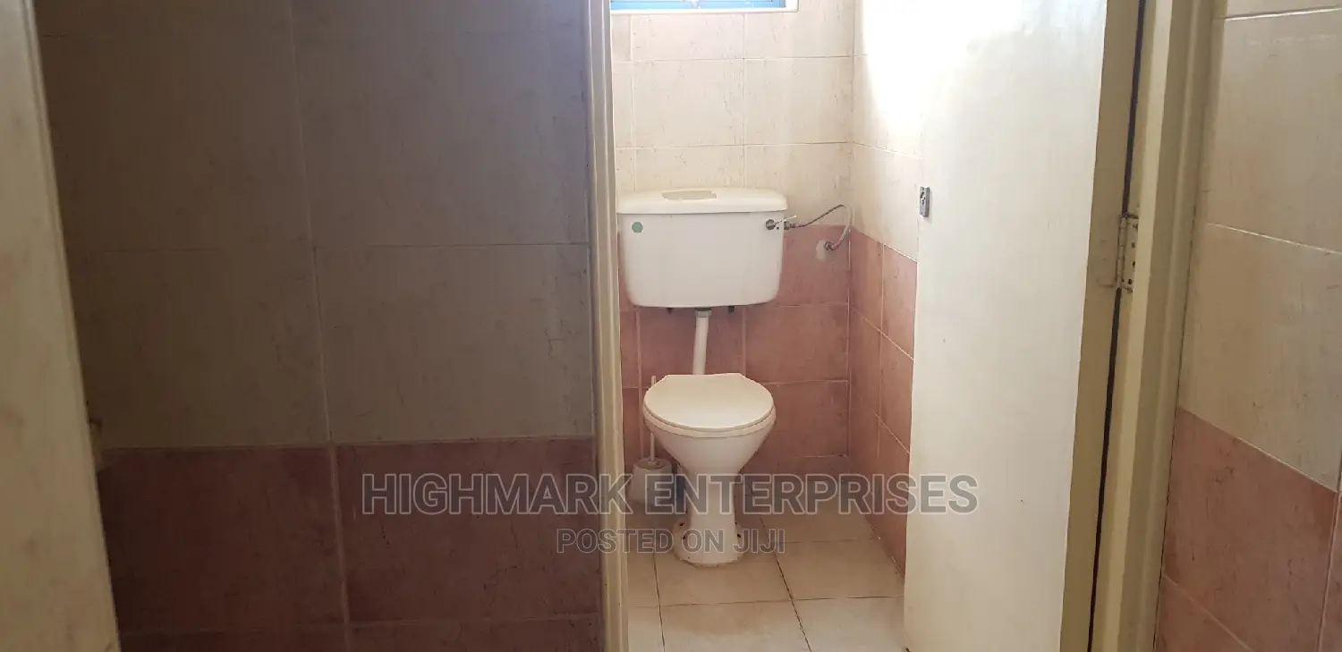 Secure Godown rental with CCTV surveillance and 24/7 access. Perfect for businesses seeking a safe storage solution for their goods. in Mombasa Road