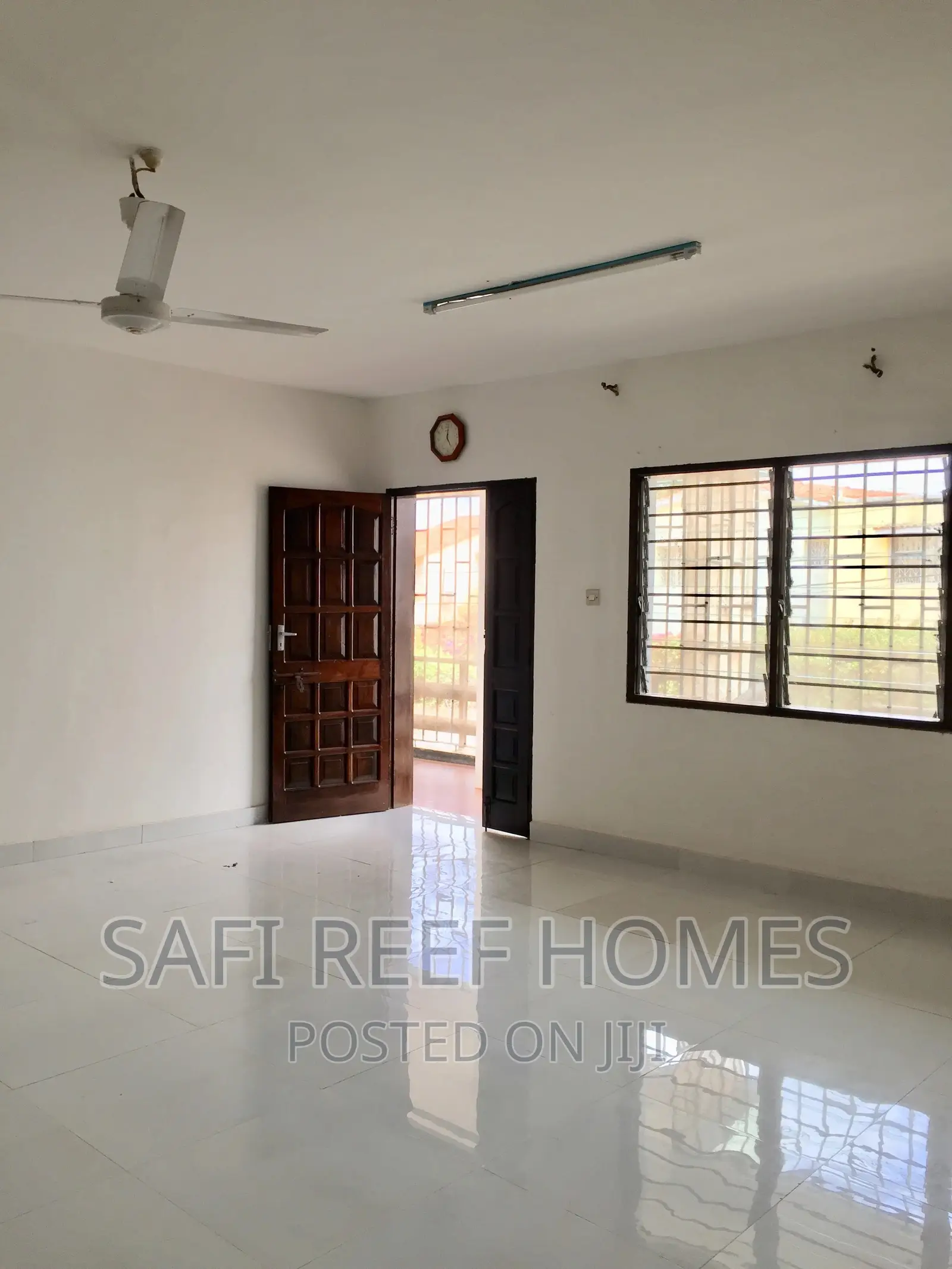 Bargain 3-Bedroom Apartment in Nyali - For Sale in Nyali