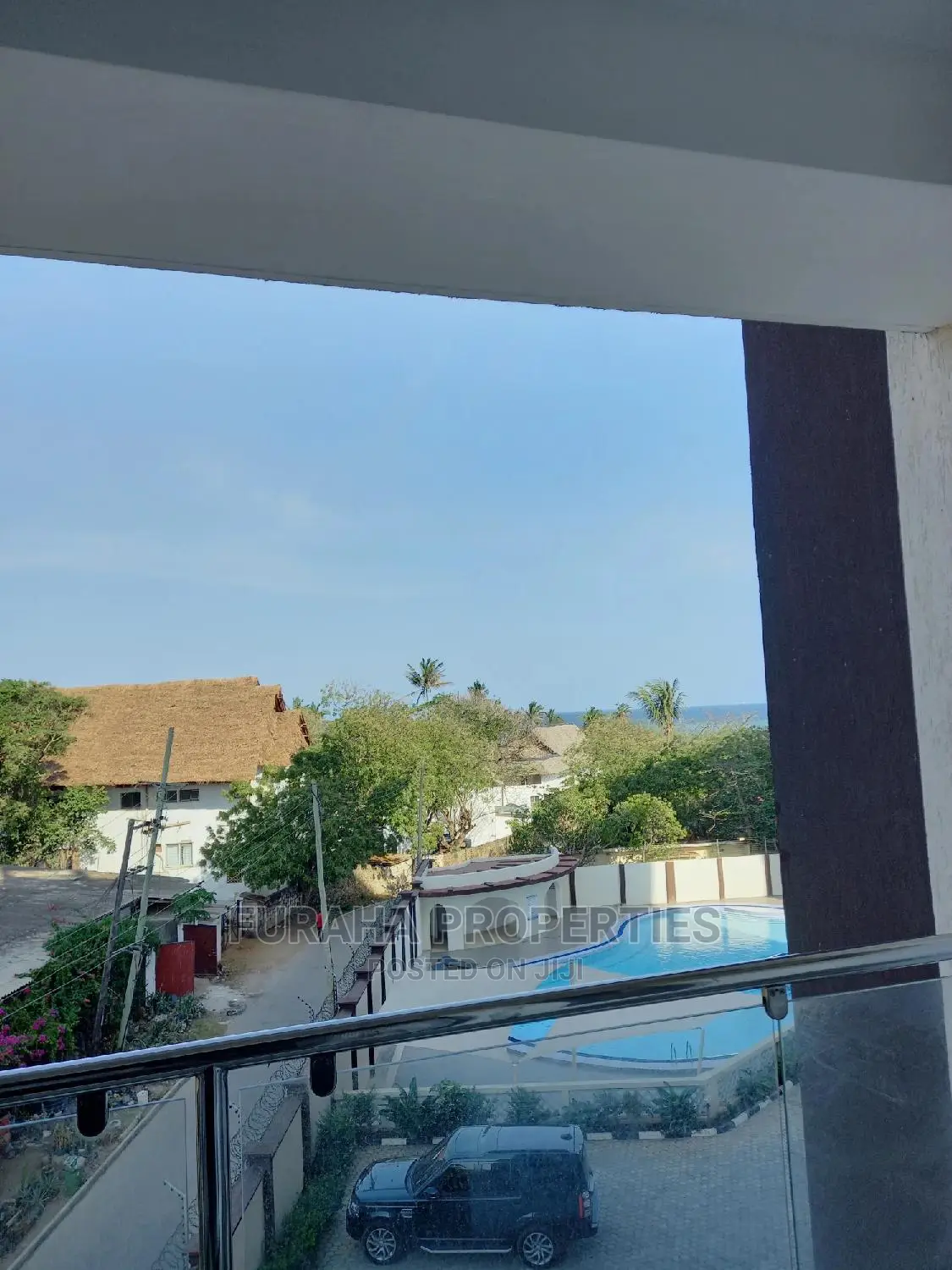 Spacious 3-Bedroom Flat in Classic Nyali - Ready for New Owner in Nyali
