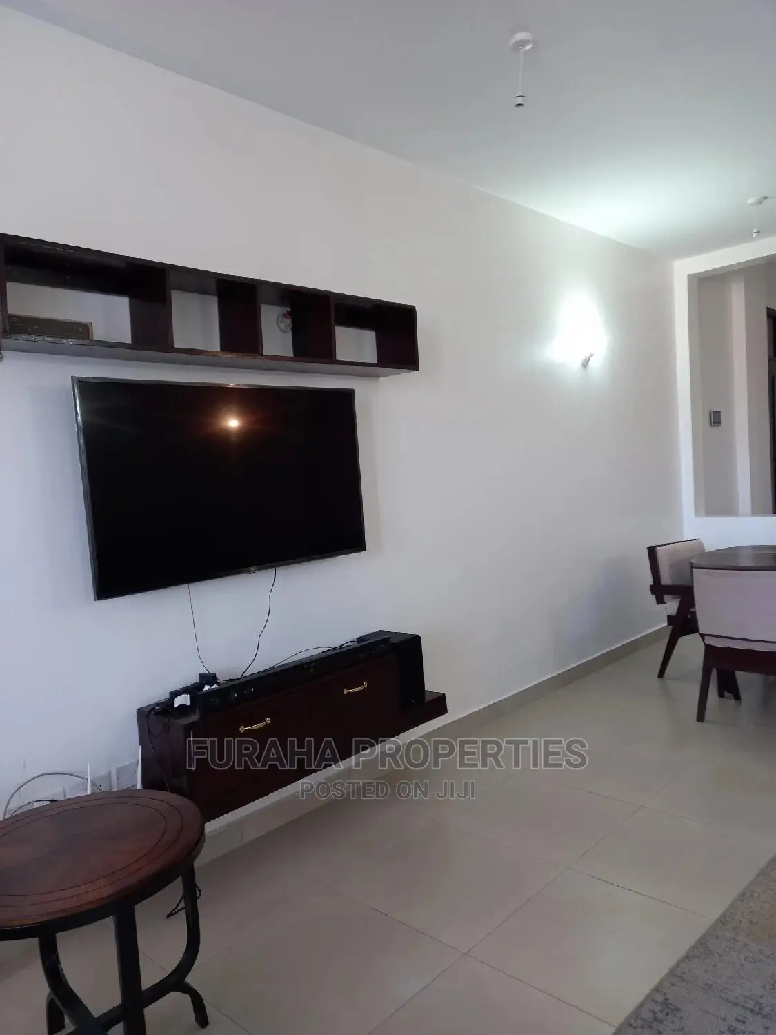 Spacious 3-Bedroom Flat in Classic Nyali - Ready for New Owner in Nyali