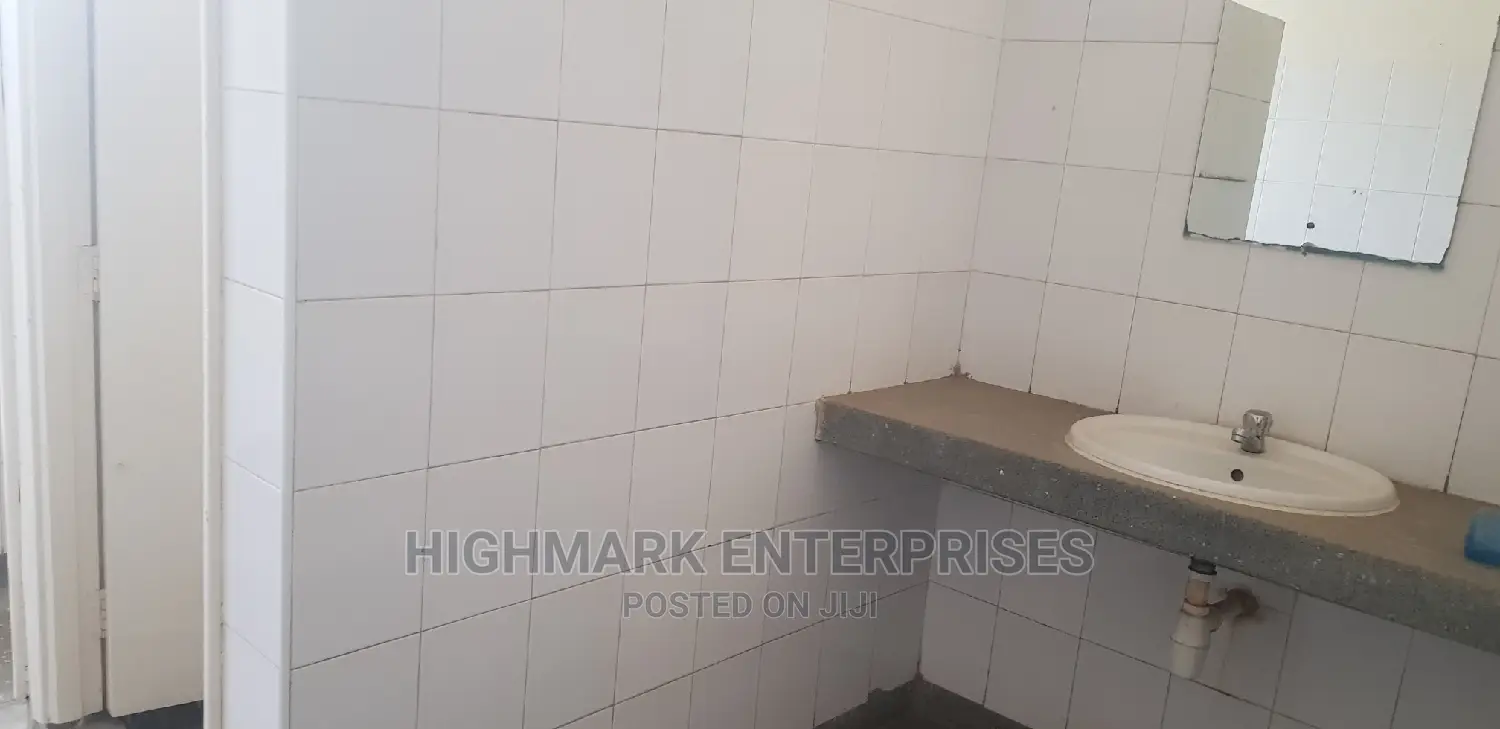 Warehouse Space to Let: Ideal for Storage in Industrial Area (Nairobi)