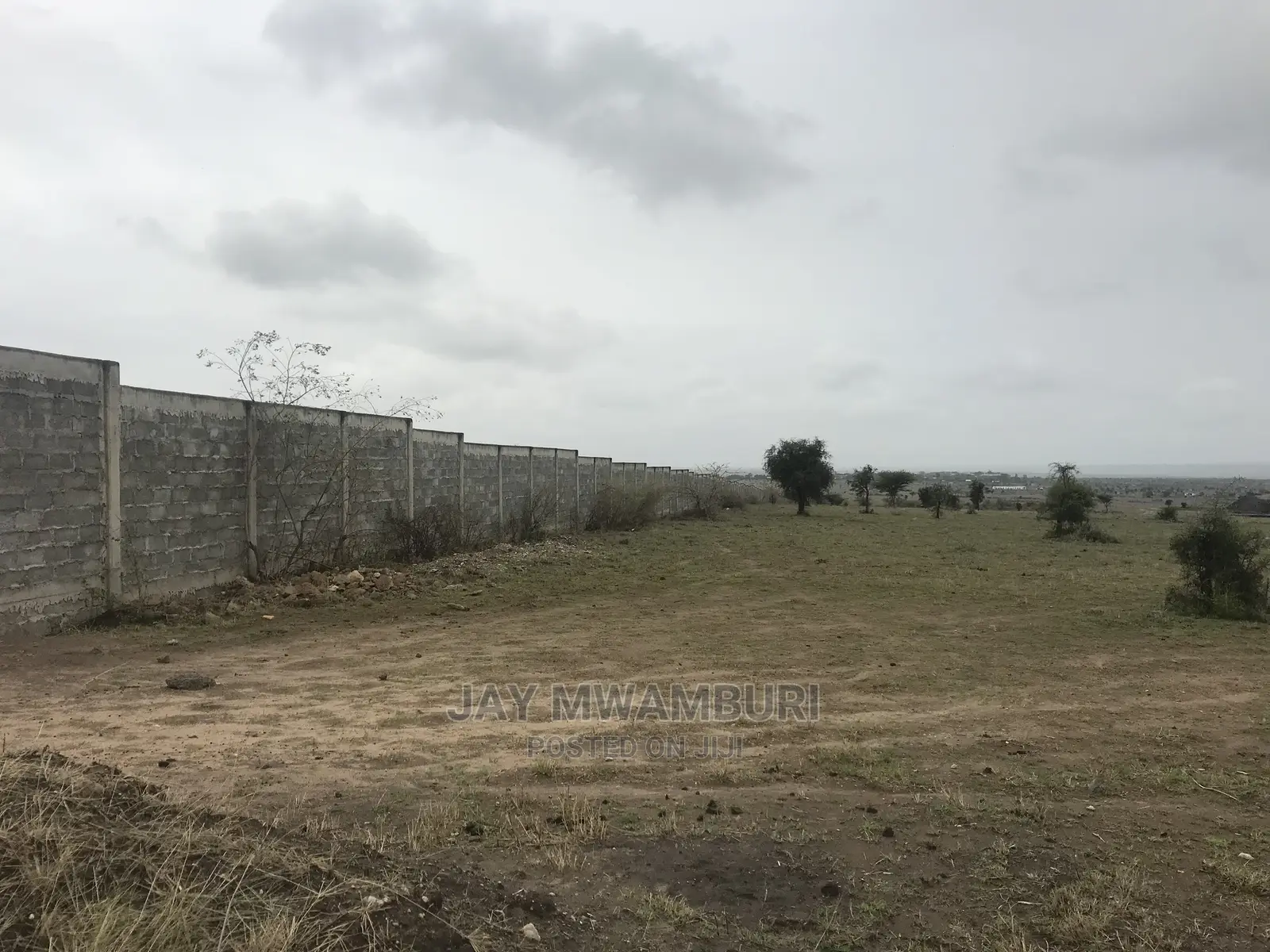 5 Acrea Land Touching Daystar Rd Arthi River in Lukenya