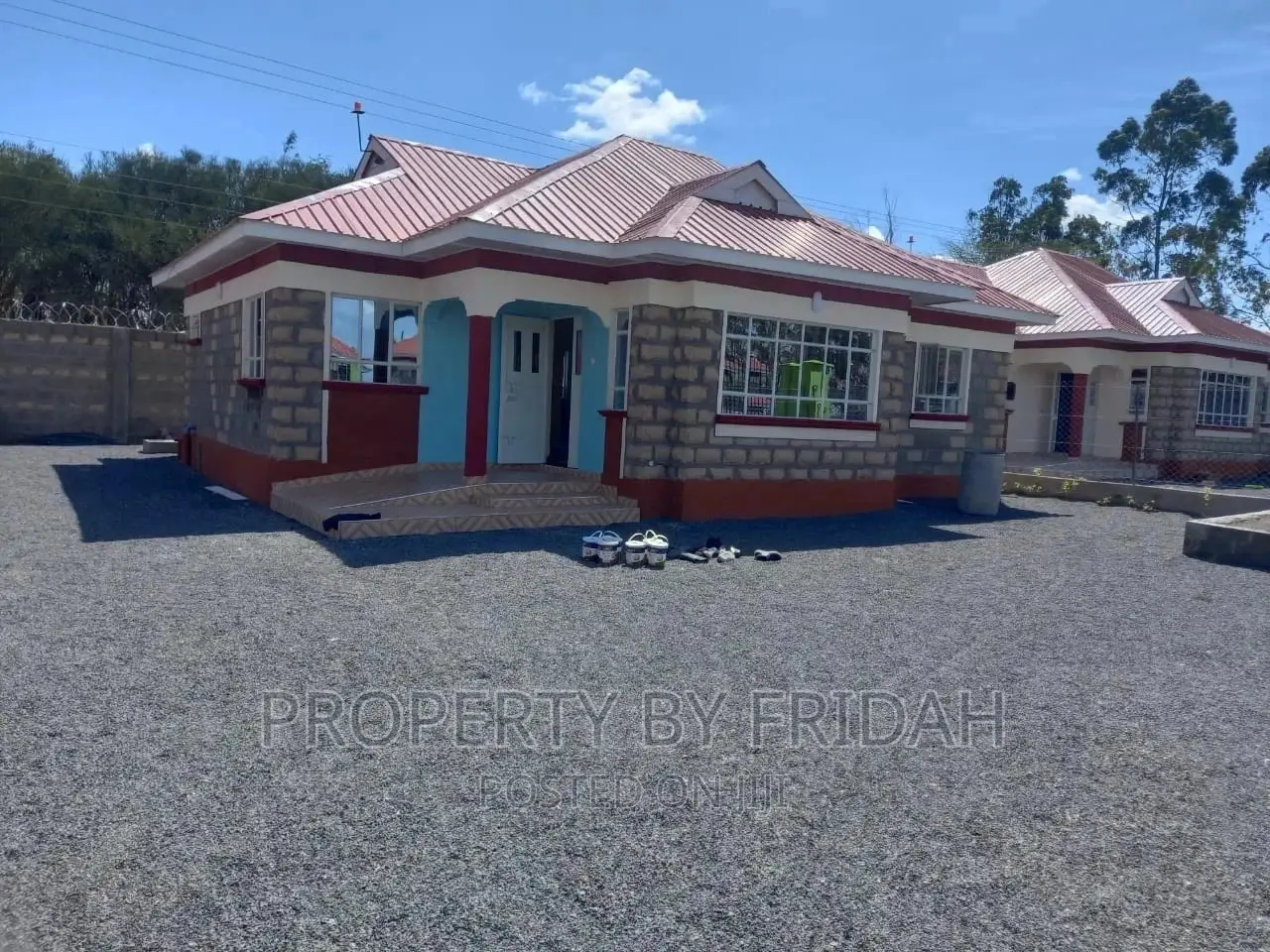 Kitengela Bungalow: 3 Bedrooms, Ready for New Owner in Kitengela
