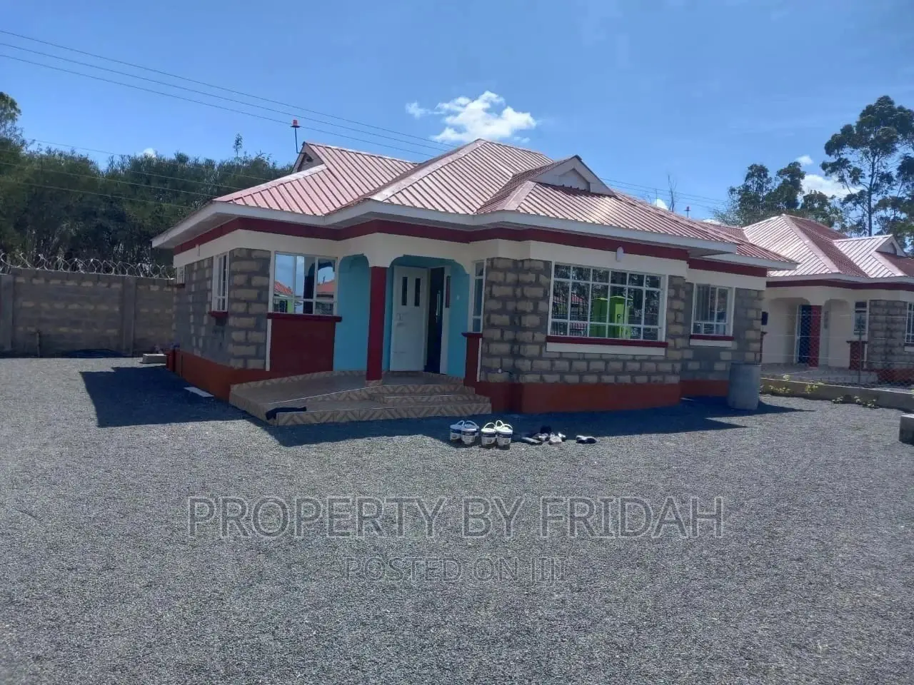 Kitengela Bungalow: 3 Bedrooms, Ready for New Owner in Kitengela