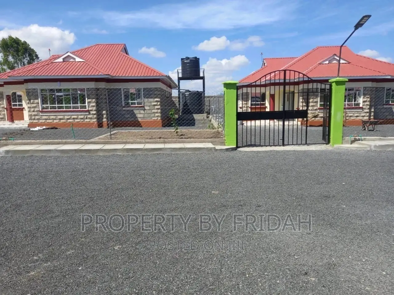 Kitengela Bungalow: 3 Bedrooms, Ready for New Owner in Kitengela