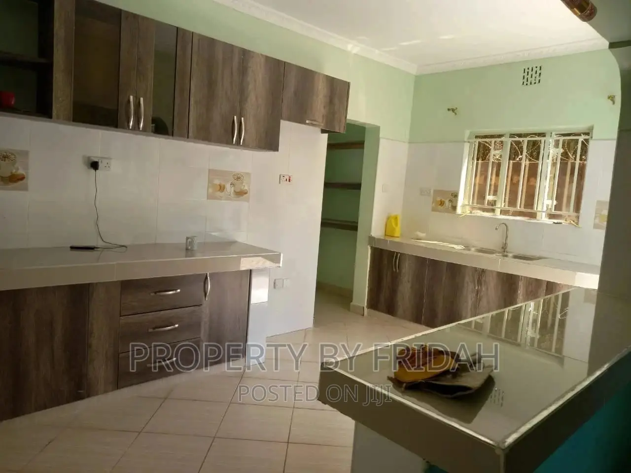 Kitengela Bungalow: 3 Bedrooms, Ready for New Owner in Kitengela