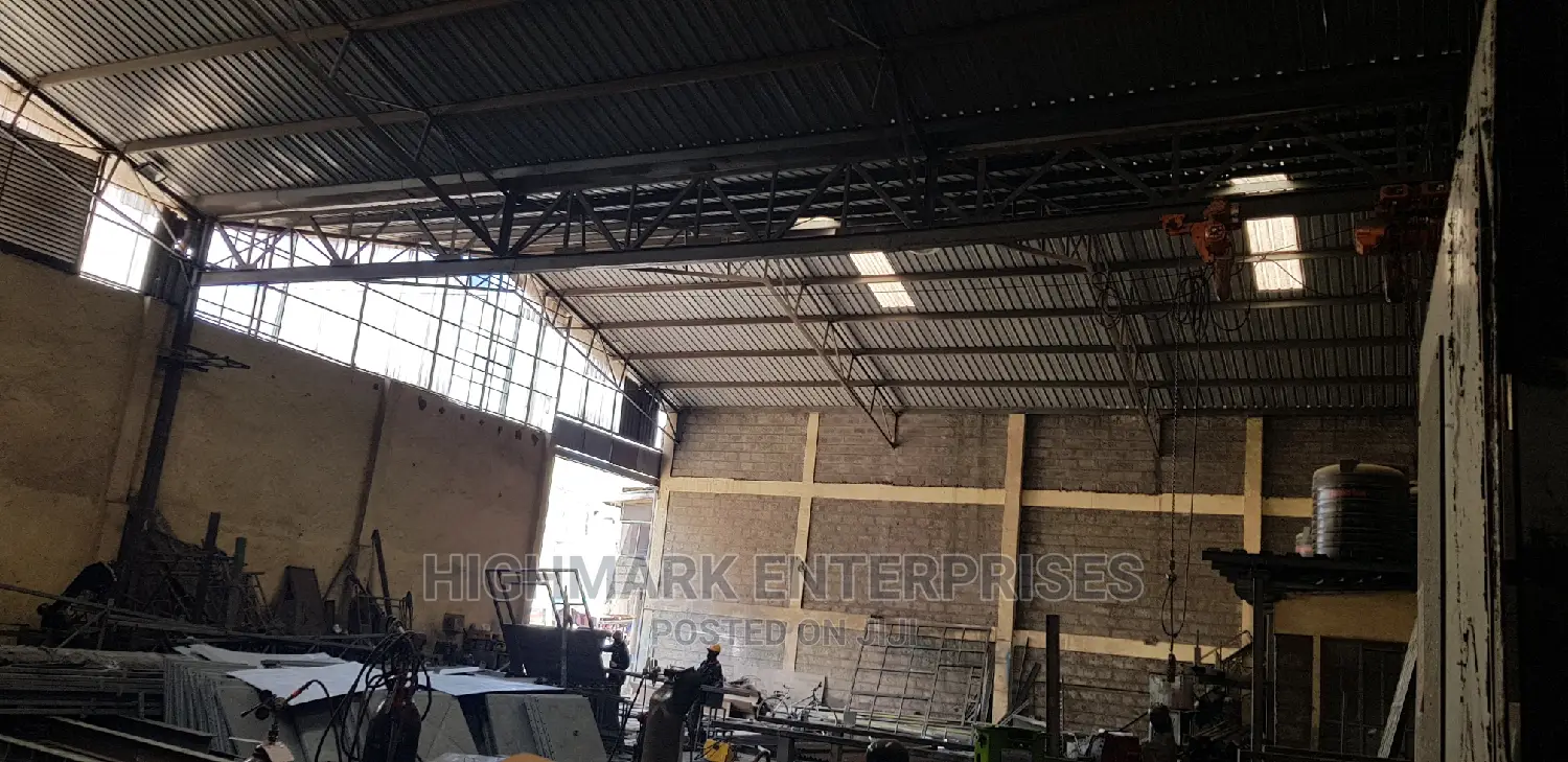 Rent 9000 Sq Ft Godown in Utawala - Ideal for Business in Utawala
