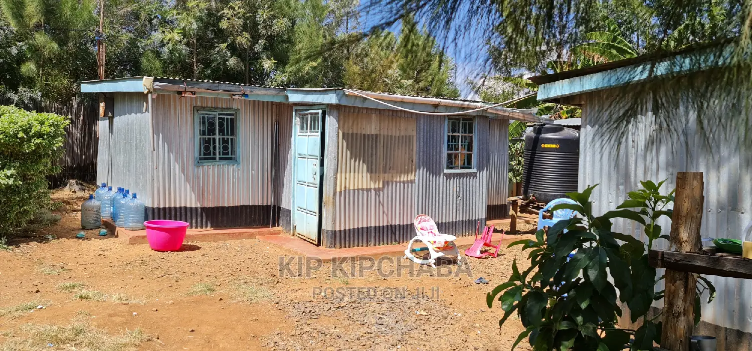 2-Bed Bungalow in Kuinet - Immediate Sale Available in Kuinet