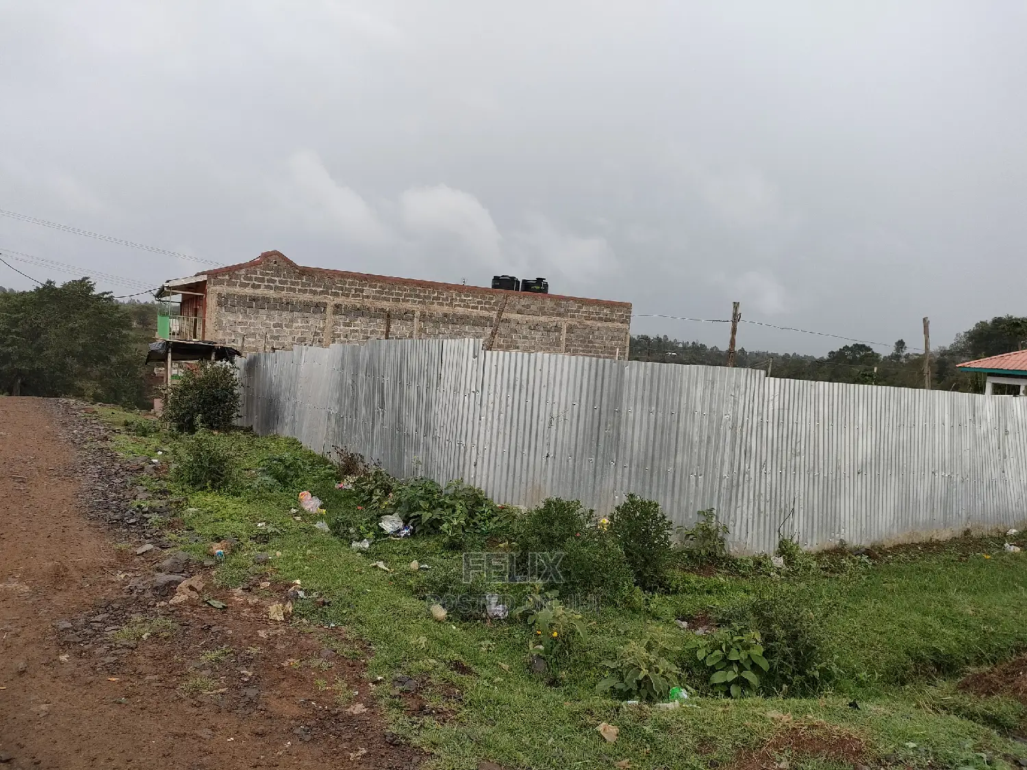 Chaka 50/100 in Kieni