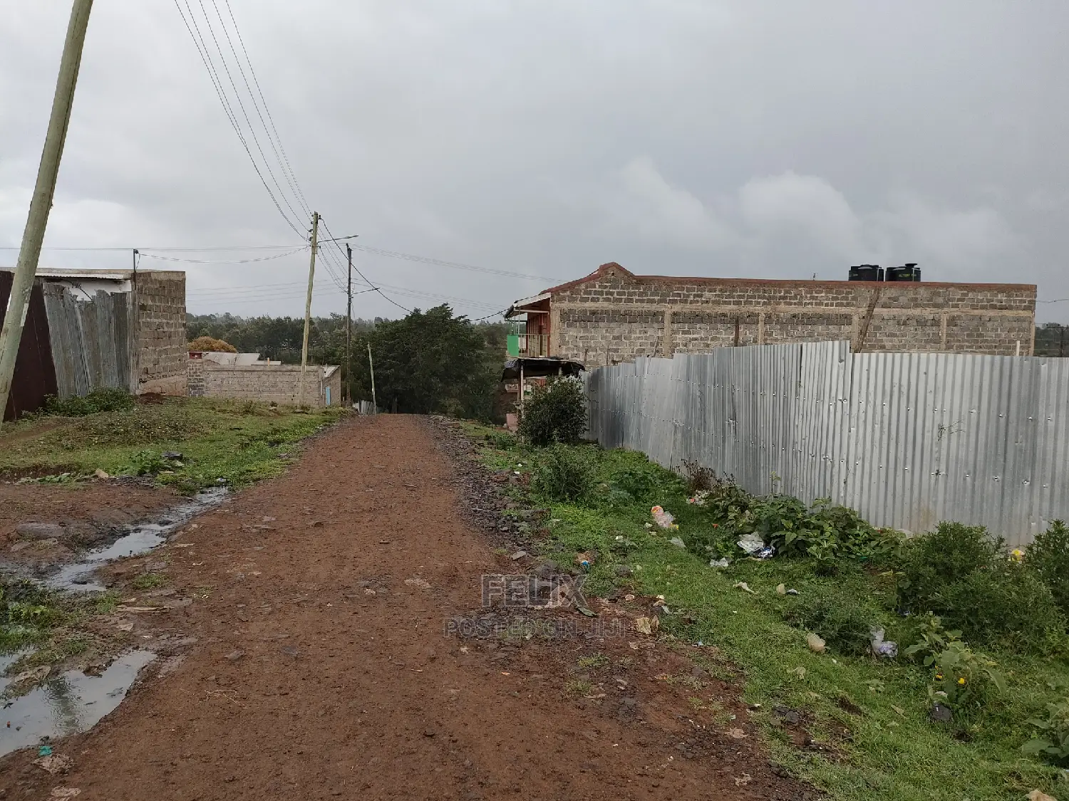 Chaka 50/100 in Kieni
