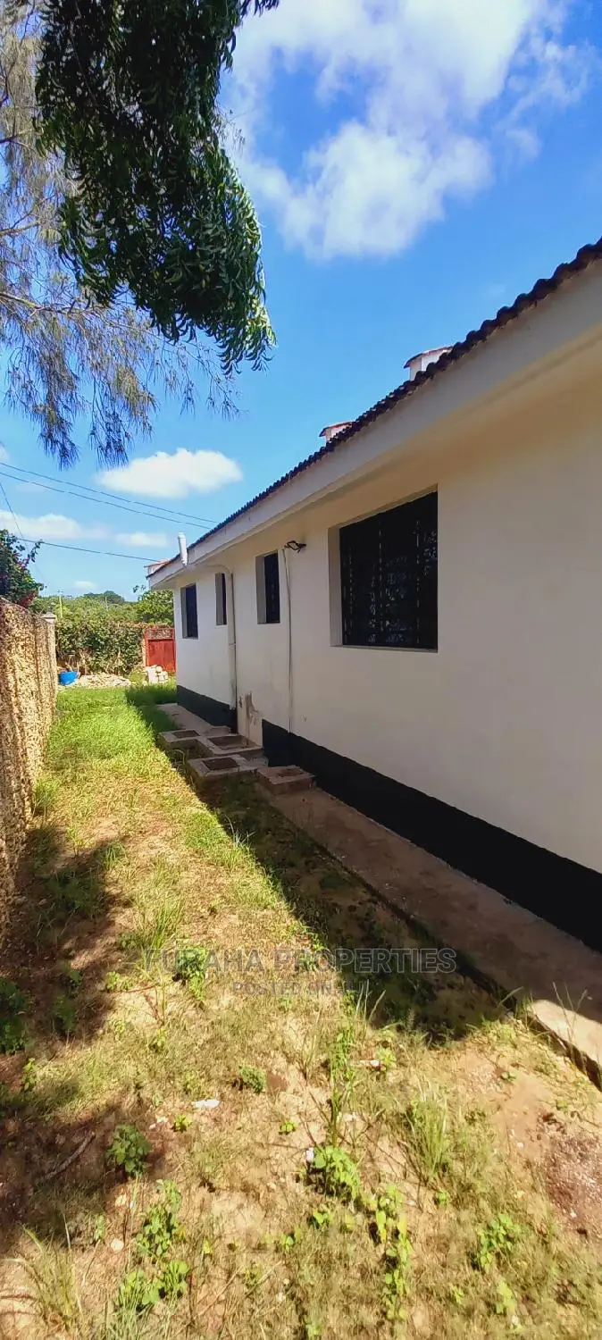 2-Bedroom Bungalow in Shanzu Serena, Up for Sale in Shanzu