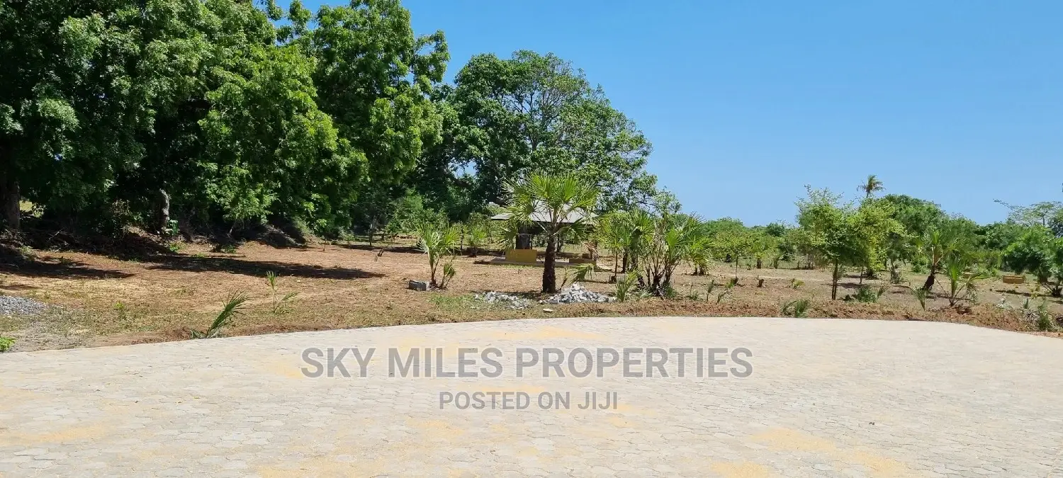 Dream Home Awaits on 1/4 Acre Plots in Kuruwitu/Vipingo Ridge: Secure Yours Now! in Vipingo
