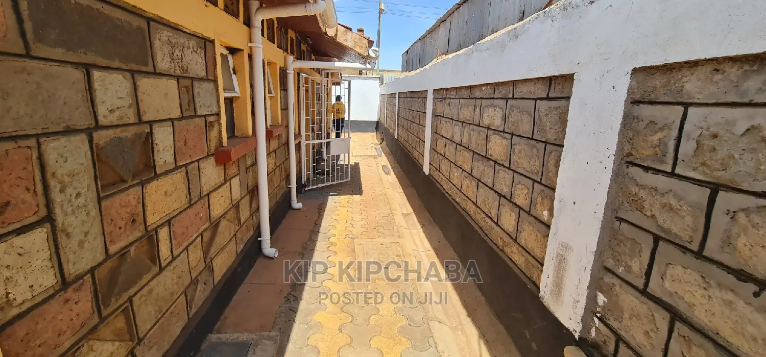 5-Bedroom Bungalow for Sale in Sought-After Kapsoya in Kapsoya