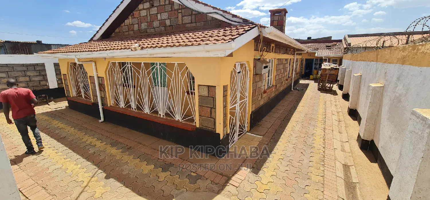 5-Bedroom Bungalow for Sale in Sought-After Kapsoya in Kapsoya