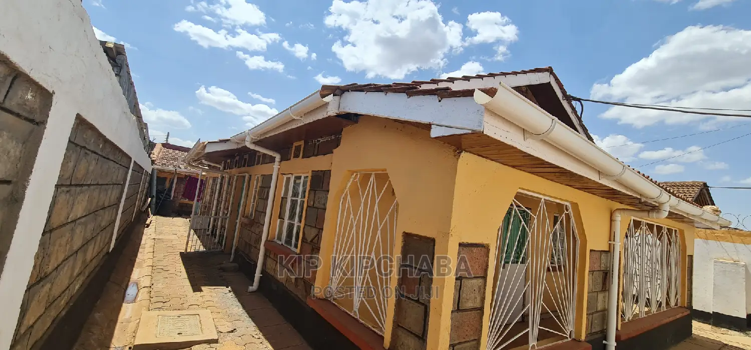 5-Bedroom Bungalow for Sale in Sought-After Kapsoya in Kapsoya
