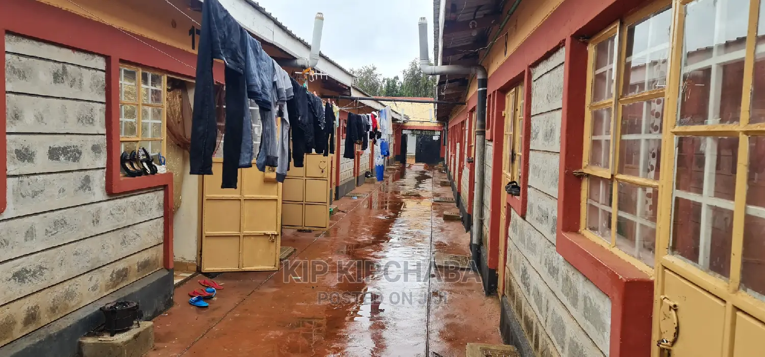 Spacious 10-Bedroom Duplex for Sale in Kimumu in Kimumu