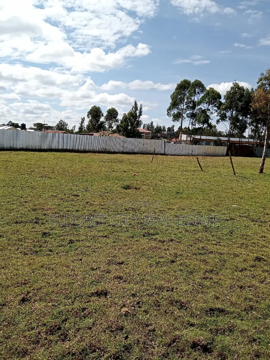 Affordable 1/4 Acre Plot in Kimumu: Just 300m from Tarmac Road in Moiben