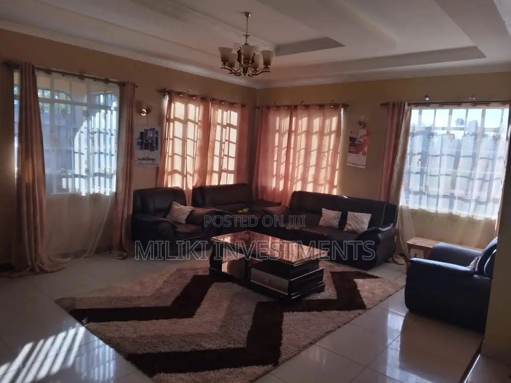 Furnished 4-Bedroom Property in Kenol, Kimorori/Wempa for Sale in Kimorori/Wempa