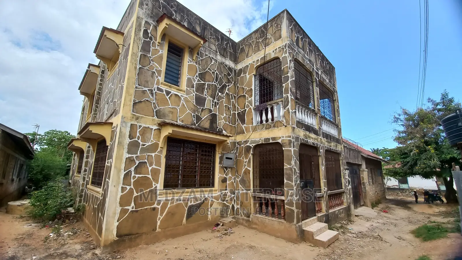 Ziwa la Ngombe 9-Bedroom Maisonette: For Sale - Don't Miss Out! in Ziwa la Ngombe