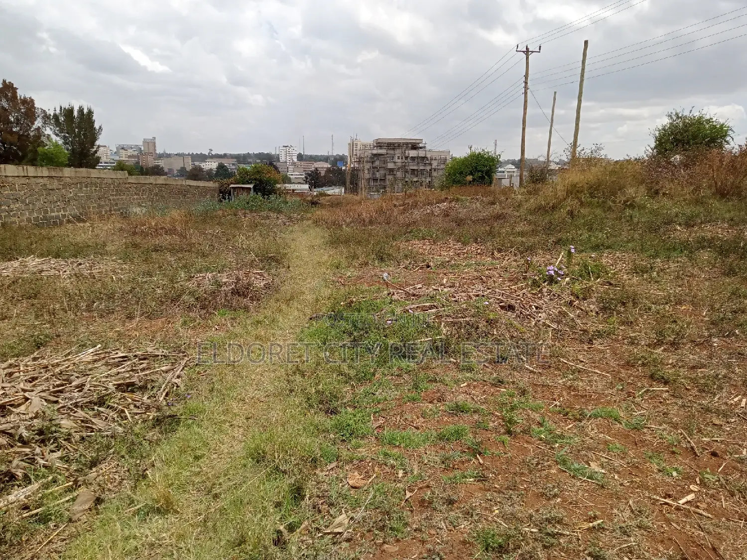 1/2 Acre Pioneer Home on Title - Idyllic Setting in Moiben
