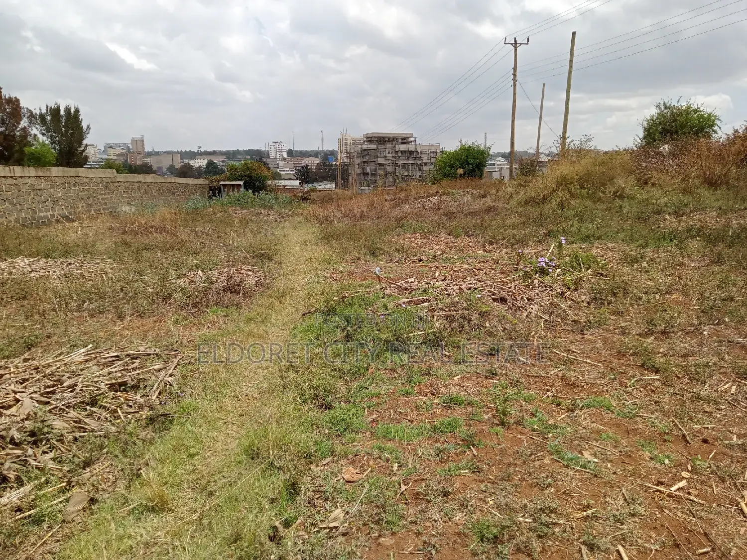 1/2 Acre Pioneer Home on Title - Idyllic Setting in Moiben