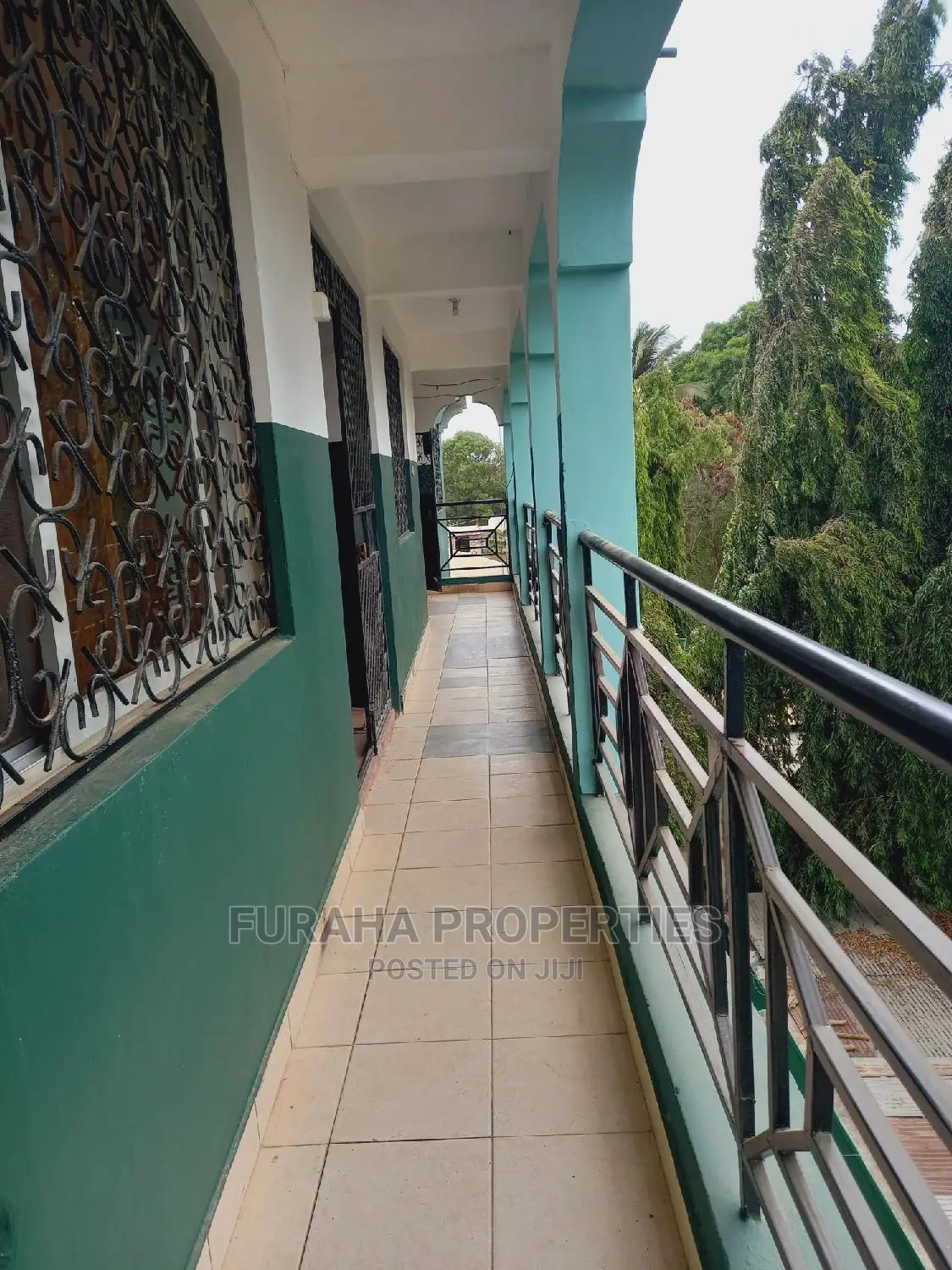 Mtwapa's Largest 10-Bedroom Flat Block for Sale - Don't Miss Out! in Mtwapa