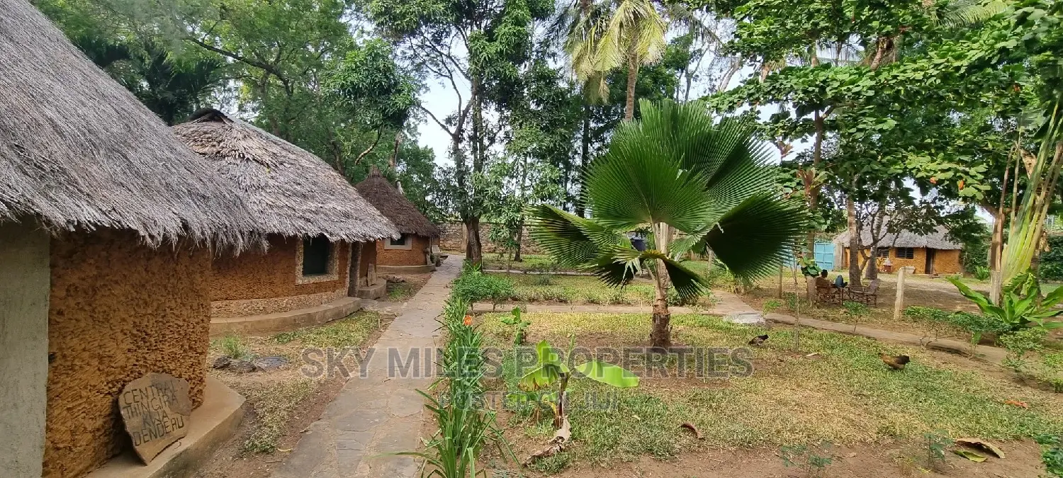 . Cultural Huts for Temporary Authentic Rental in Mtwapa