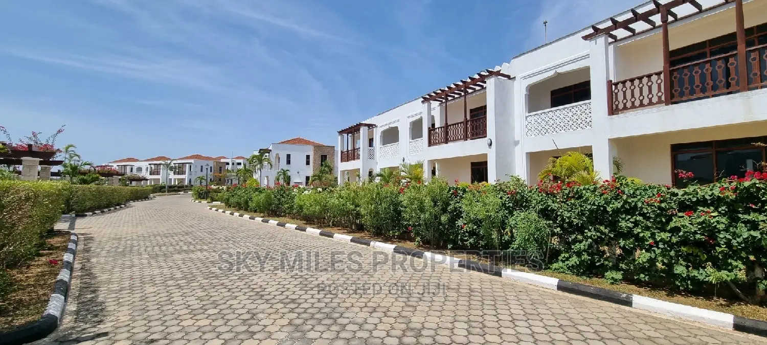 3-Bedroom Apartment in Sultan, Kikambala - Perfect for Families in Kikambala