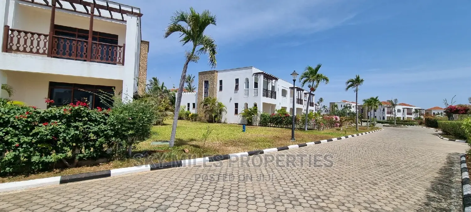 3-Bedroom Apartment in Sultan, Kikambala - Perfect for Families in Kikambala