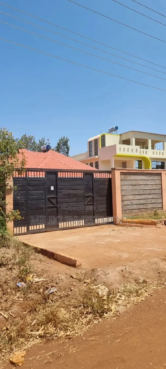 Dream Property Awaits: 50x100 Plots in Kenol - Seize the Opportunity in Kimorori/Wempa