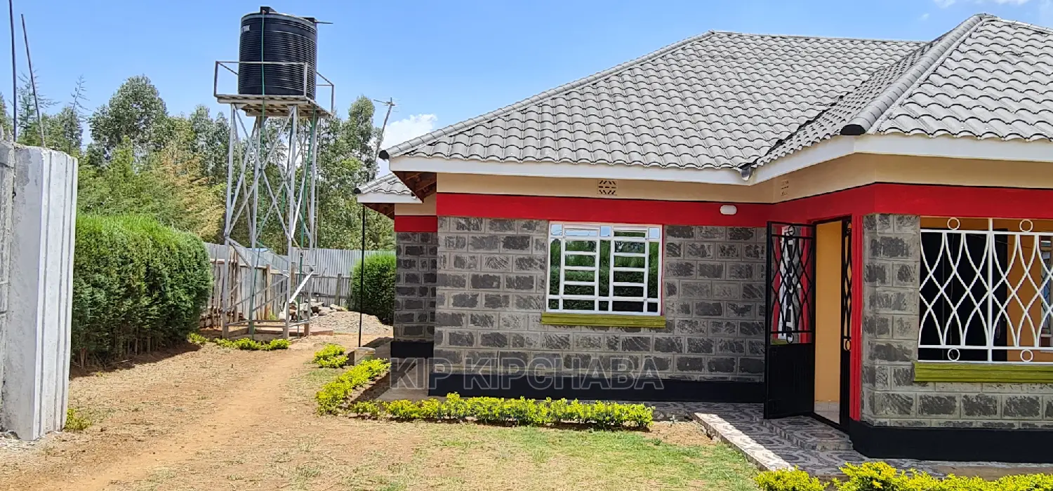 4-Bedroom Bungalow in Racecourse, Autspan - For Sale Now in Racecourse