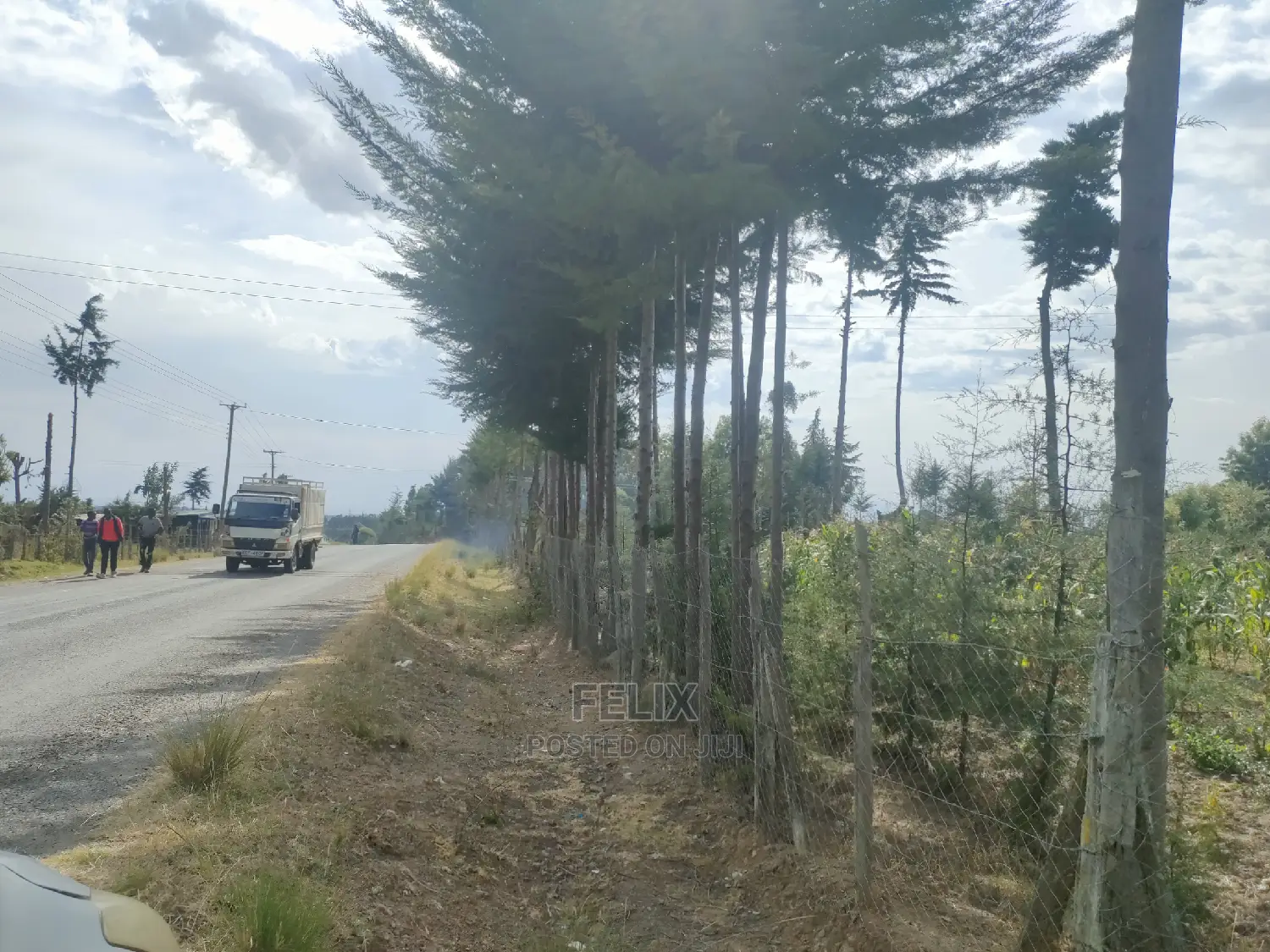 Narumoru/Kaburaini Half Acre Touching Main Tarmac in Kieni