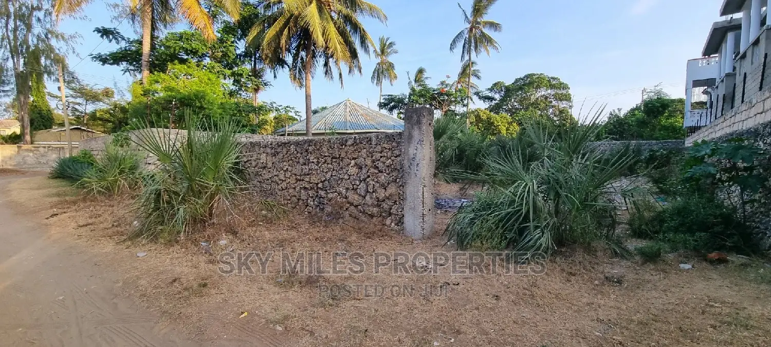For Sale: Secure Walled Plot in Mtwapa, Kenya in Mtwapa