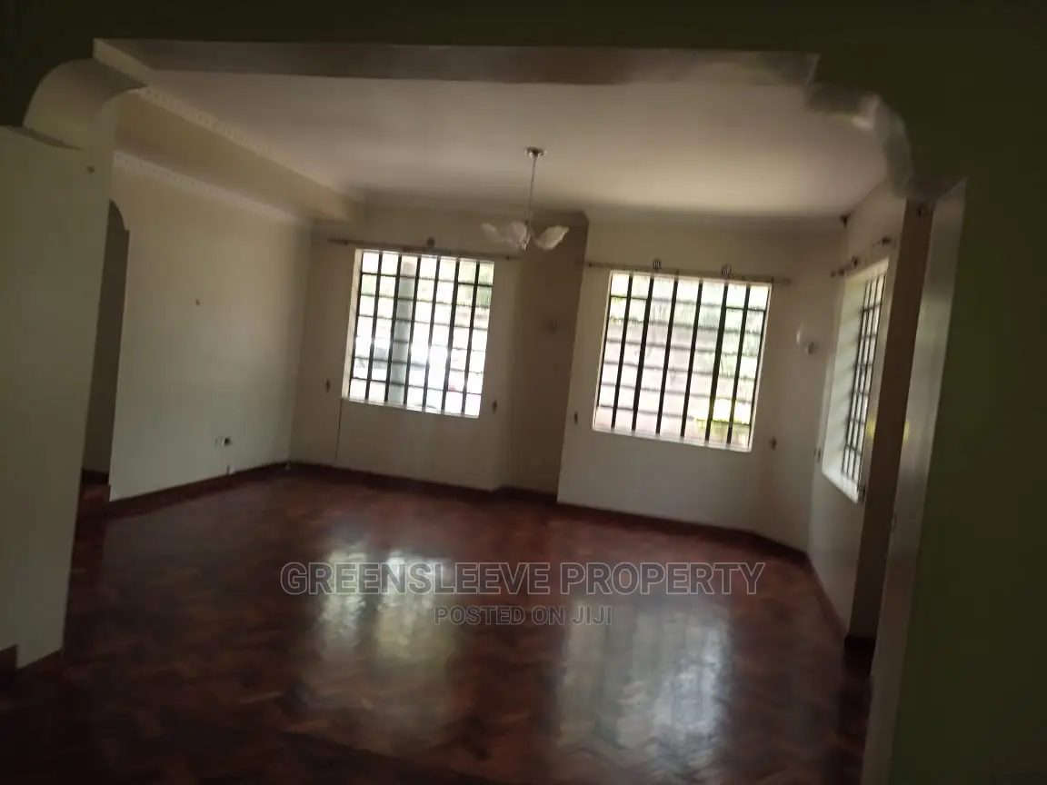 5bdrm Townhouse/Terrace in Mutero, Hardy for Rent in Hardy