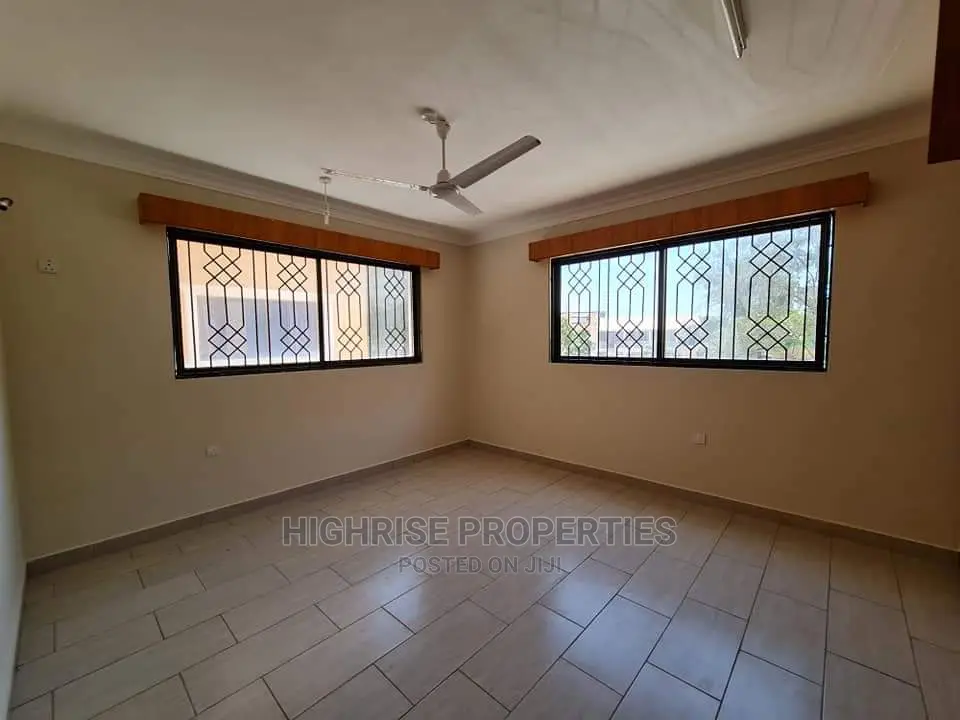 3bdrm Apartment in Highrise Properties, Nyali for rent in Nyali