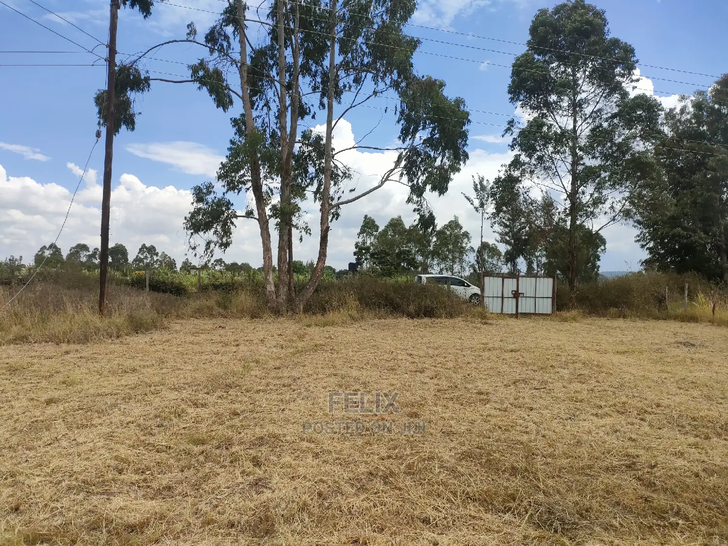 Karatina/Hiriga 1acre in Karatina Town