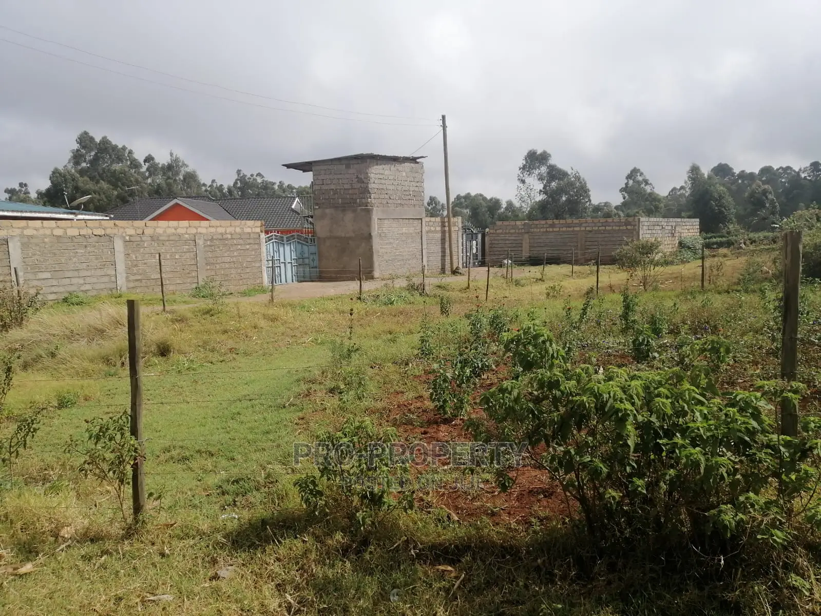 Kikuyu: Spacious Plot Opportunity in Gikambura in Karai
