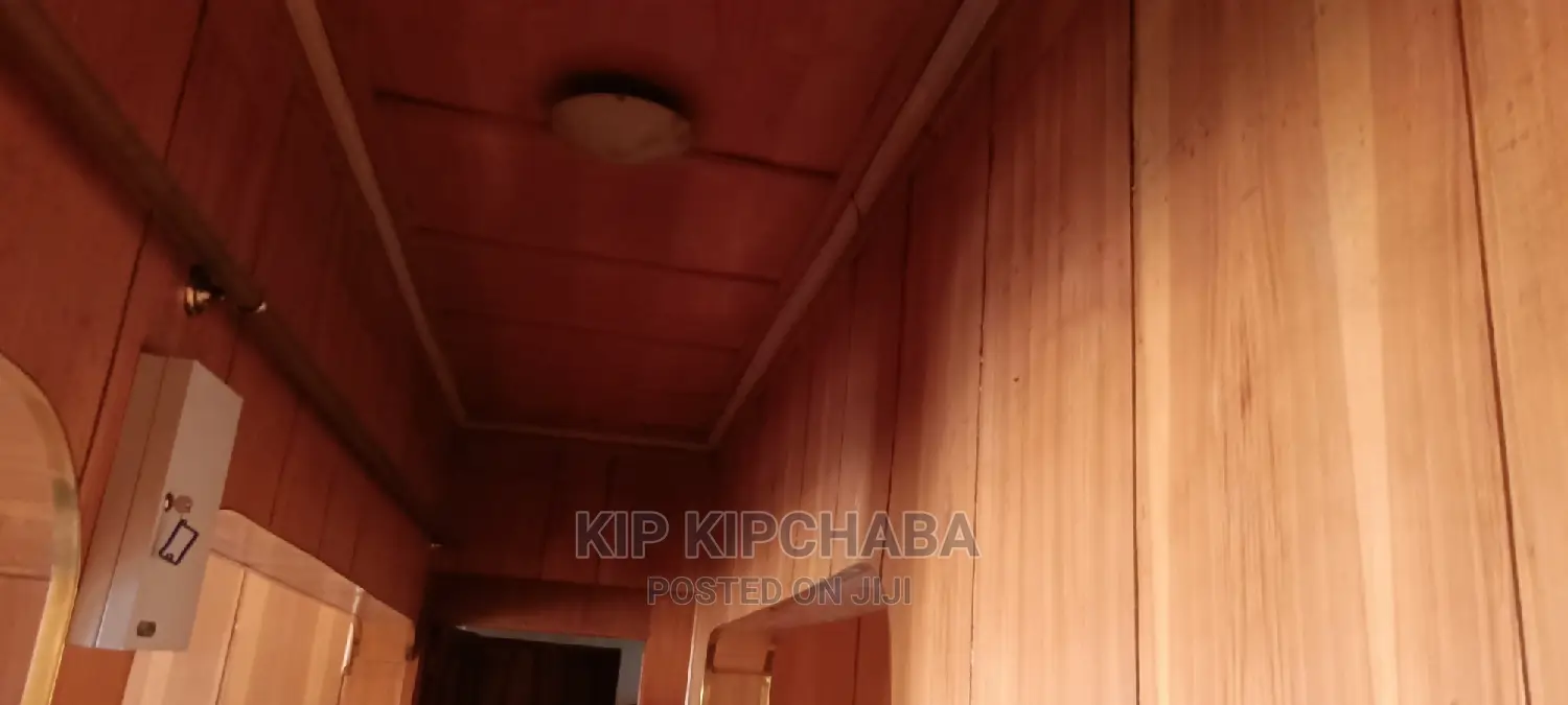Spacious 4-bedroom Bungalow in Kimumu for Sale in Kimumu