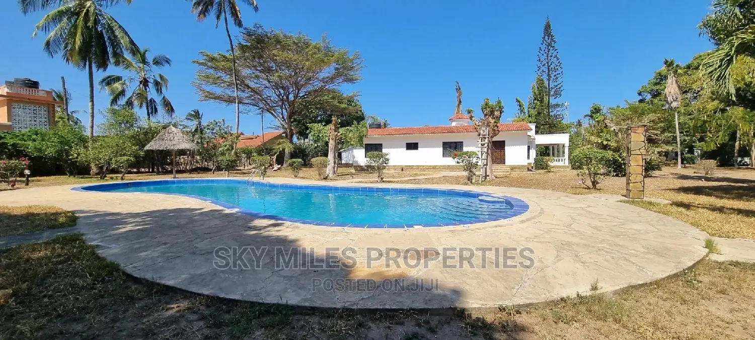 5-Bedroom Villa on Short Stay - Fully Furnished in Mtwapa