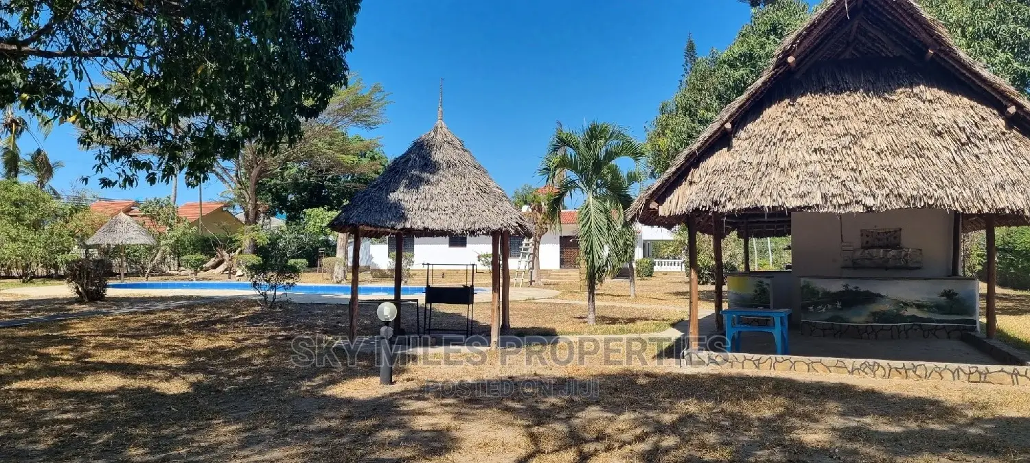5-Bedroom Villa on Short Stay - Fully Furnished in Mtwapa