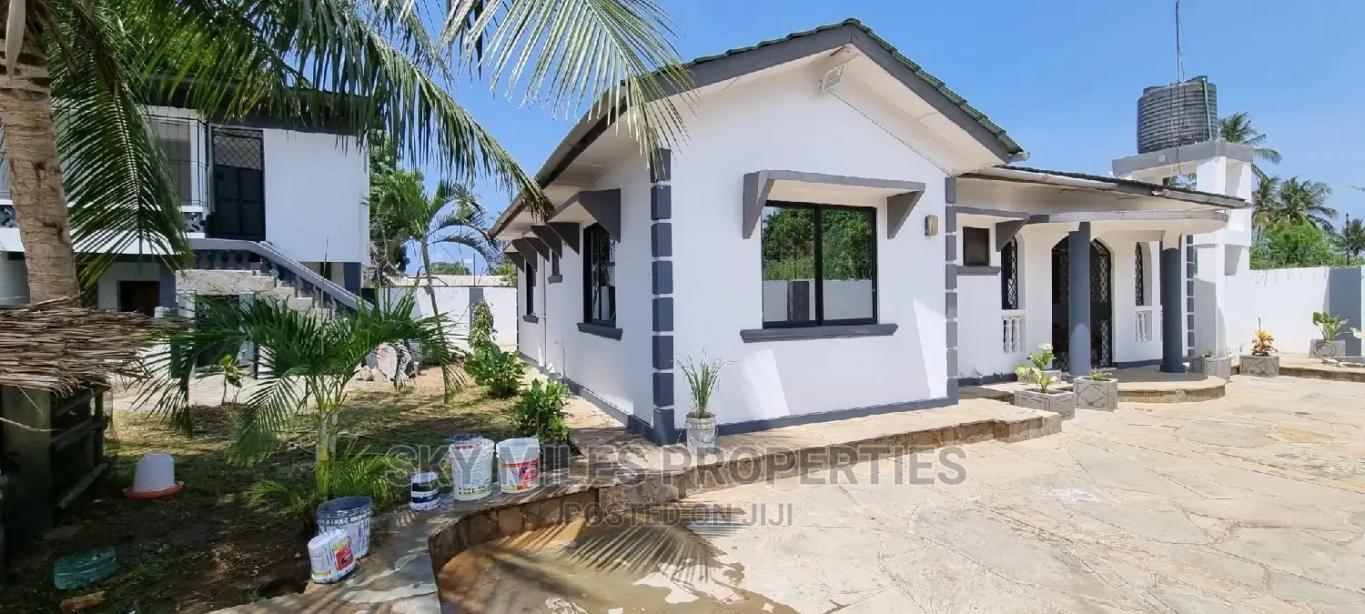 Spacious 3-Bedroom Bungalow for Sale in Mtwapa, Broadways in Mtwapa