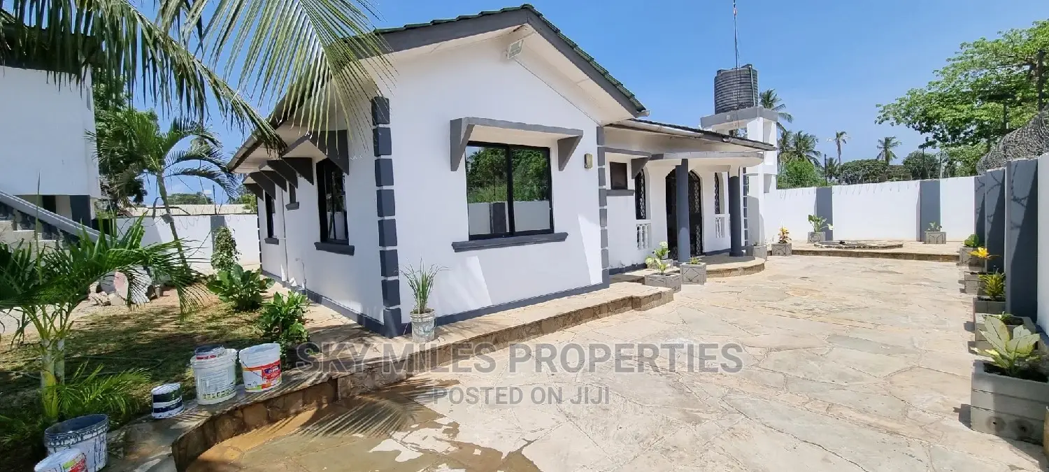 Spacious 3-Bedroom Bungalow for Sale in Mtwapa, Broadways in Mtwapa