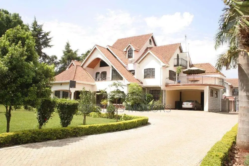 7-Bedroom House in Sought-After Nyari, Nairobi for Sale in Nairobi Central