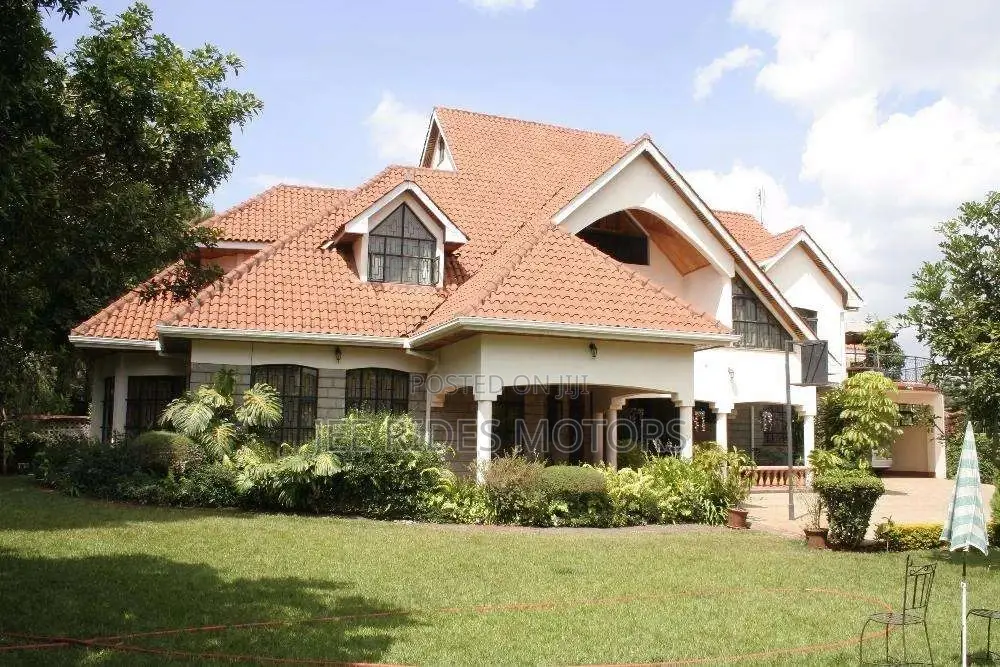 7-Bedroom House in Sought-After Nyari, Nairobi for Sale in Nairobi Central