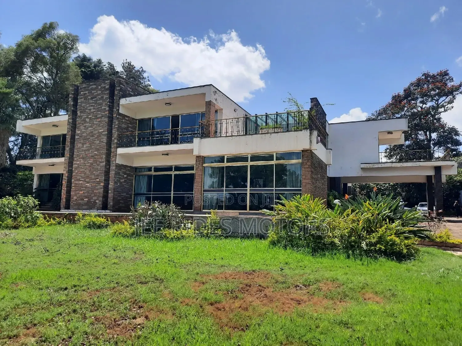 7-Bedroom Residence in Waiyaki Way - New Listing Available in Nairobi Central