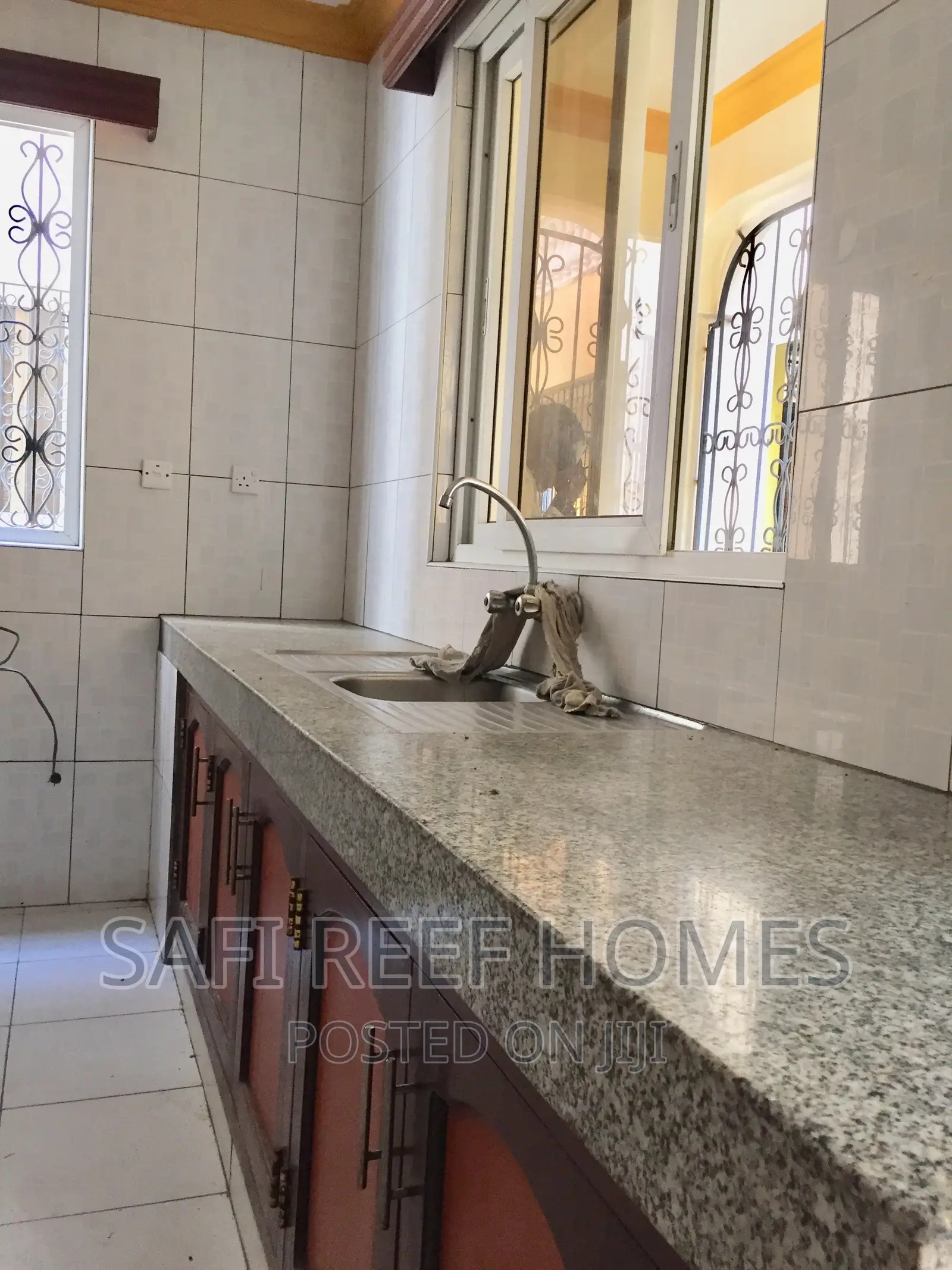 3-Bedroom Nyali Apartment with Modern Amenities for Rent in Nyali