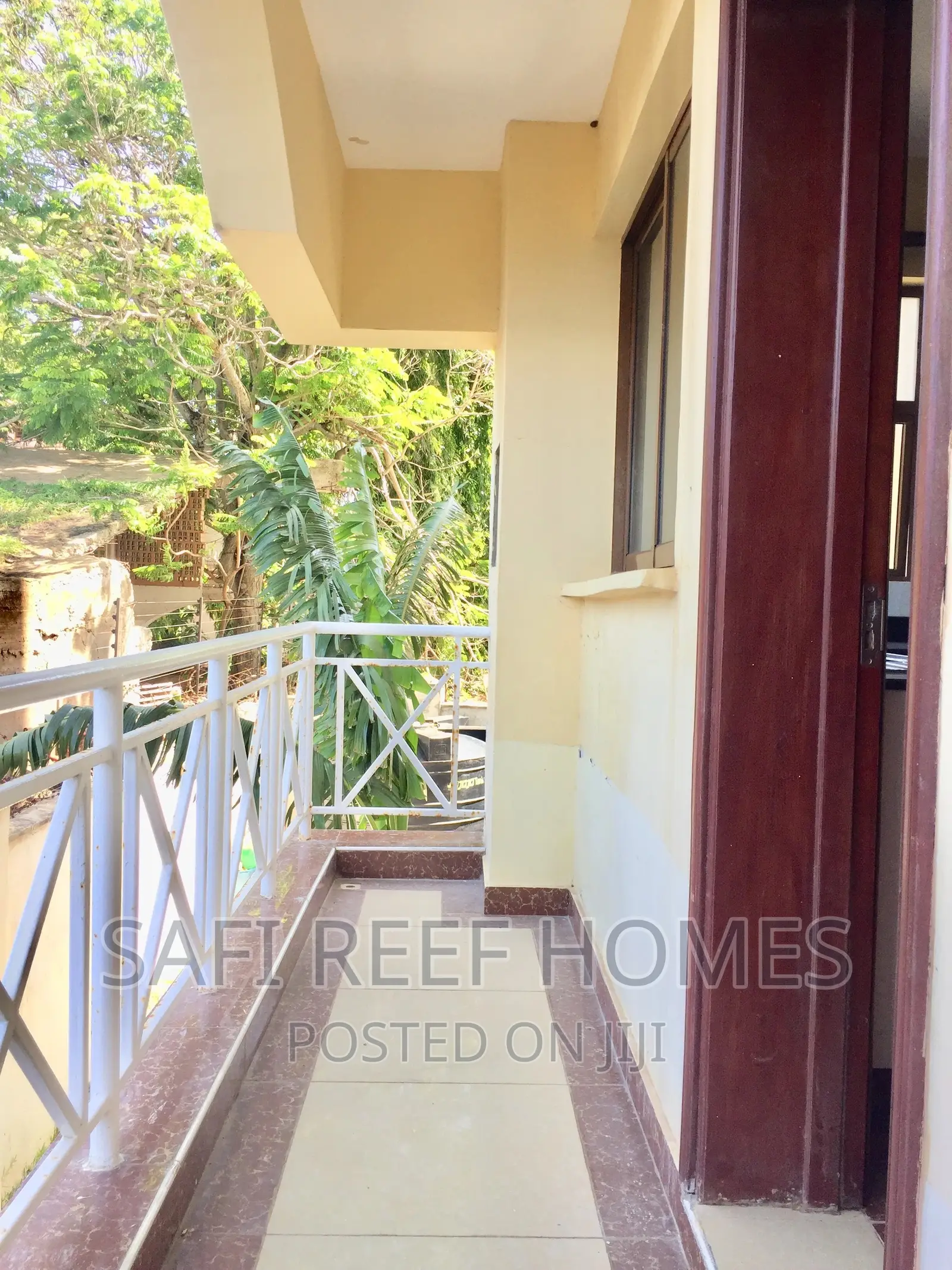 3-Bedroom Apartment in Sought-After Nyali - Available Today in Nyali