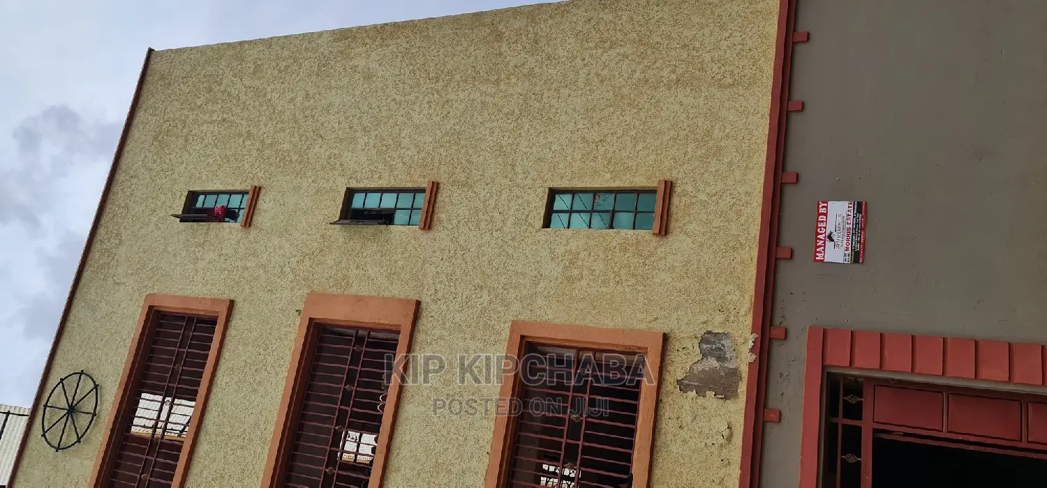 Large-Scale Juniorate Flats: 10 Bedrooms for Sale in Juniorate
