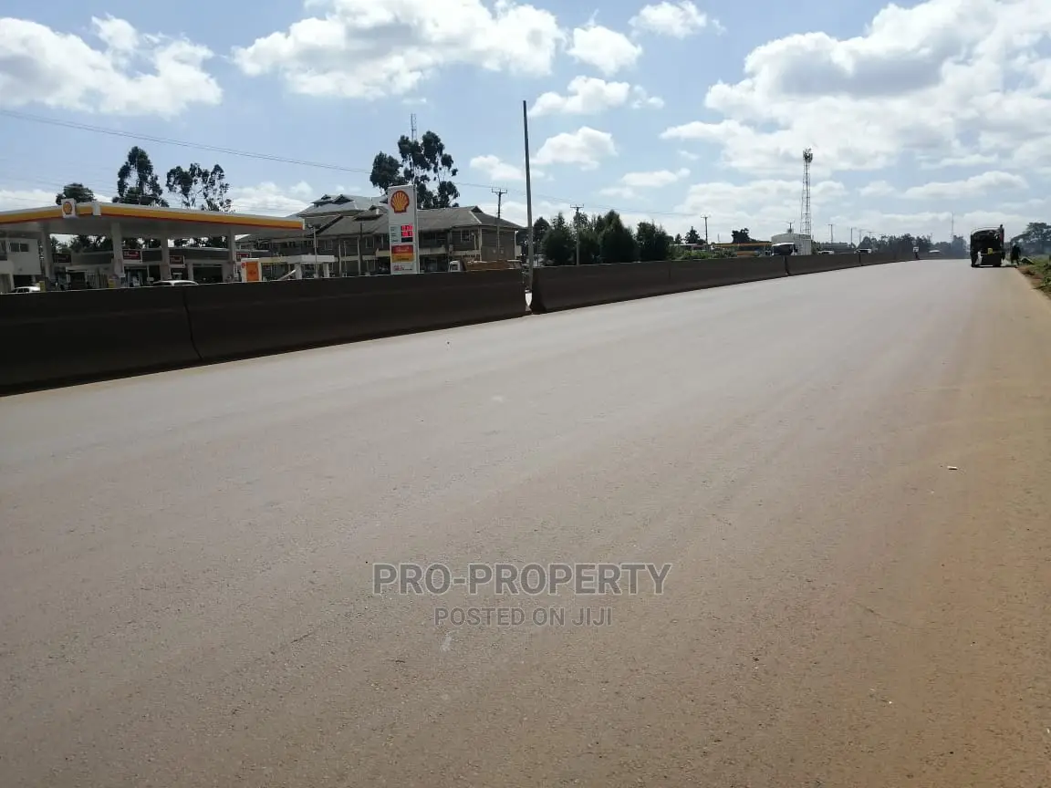 Secure your dream commercial plot in Sigona today! Perfect for a variety of businesses. in Zambezi/Sigona